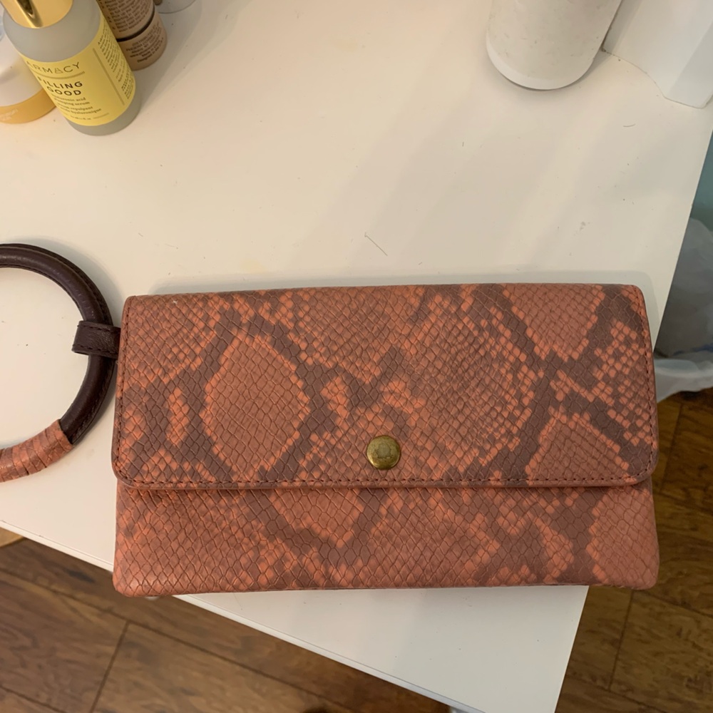 Wristlet